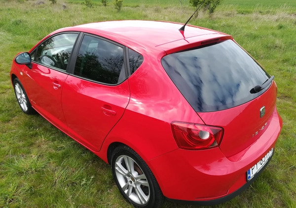 Seat Ibiza cena 18300 przebieg: 195000, rok produkcji 2011 z Poznań małe 466